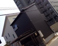 和テイストのシンプルモダン住宅
