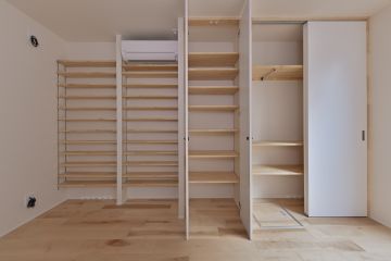 2025-03/023-min