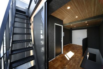 屋上階段