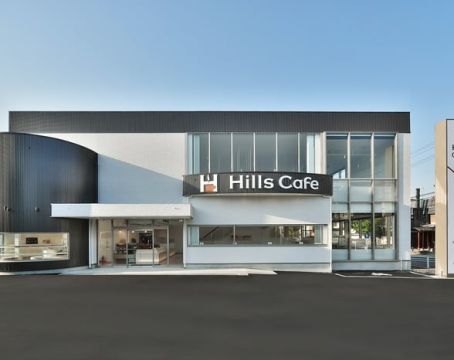 ベーカリー併設 大空間が気持ちいいカフェ Hills Cafe アイキャッチ画像