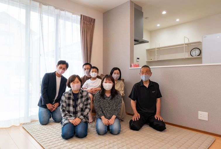 三世帯の暮らす笑顔のあふれるWB工法の家 アイキャッチ画像